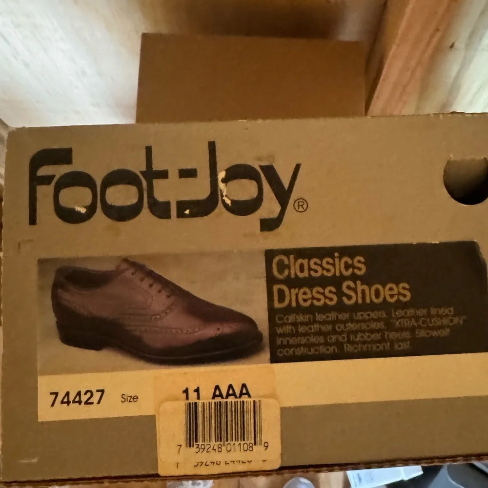NEW!! Men’s FootJoy Classic Wing Tip Ox Dress Shoe Burgundy Leather Size 11AAA